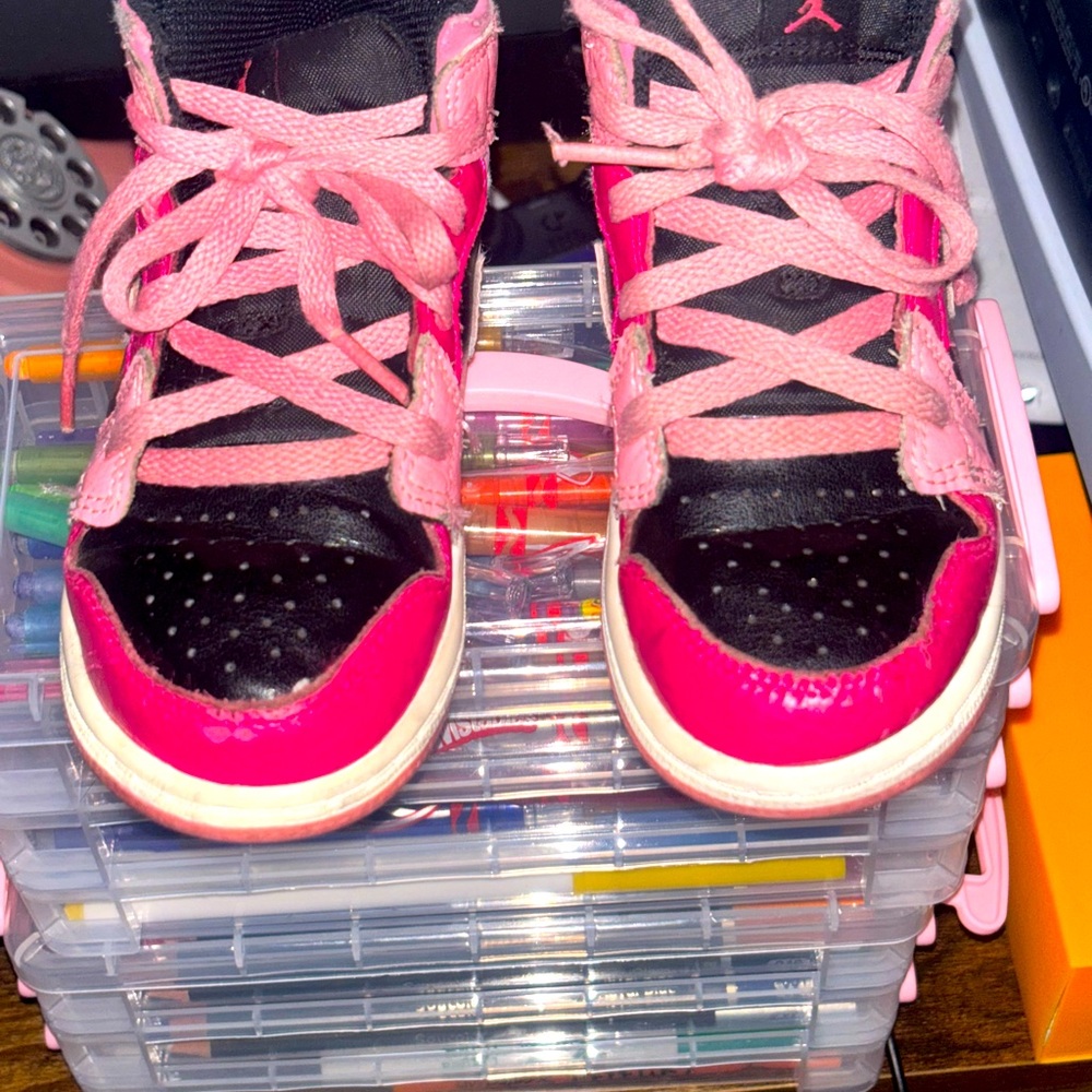 Little girls, Jordan shoes